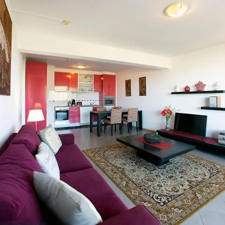 Full Moon By Interhome